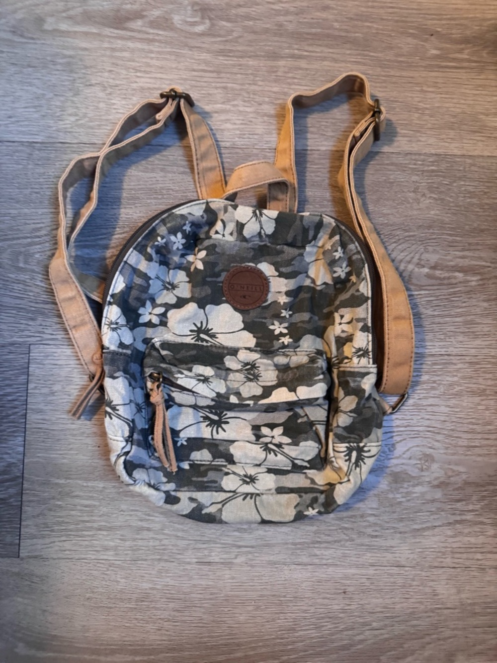 O'Neill Floral Camo Mini Backpack - Olive Cream - Picture 4 of 5